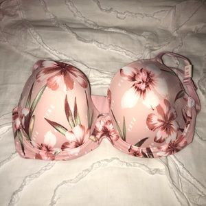 Brand New VS Bra